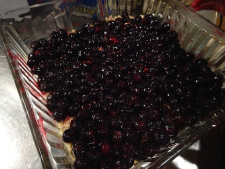 Breakfast Bar Add Fruit to Dish